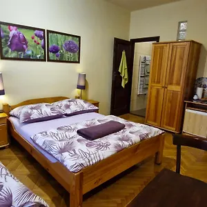 indalo-rooms.krakowhotelspoland.com/